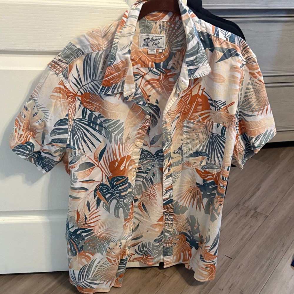 American Eagle Outfitters Men's Orange and Gray Leaf Print Shirt